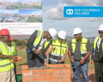 IDR laid a foundation stone to mark the construction of the new SOS Primary School